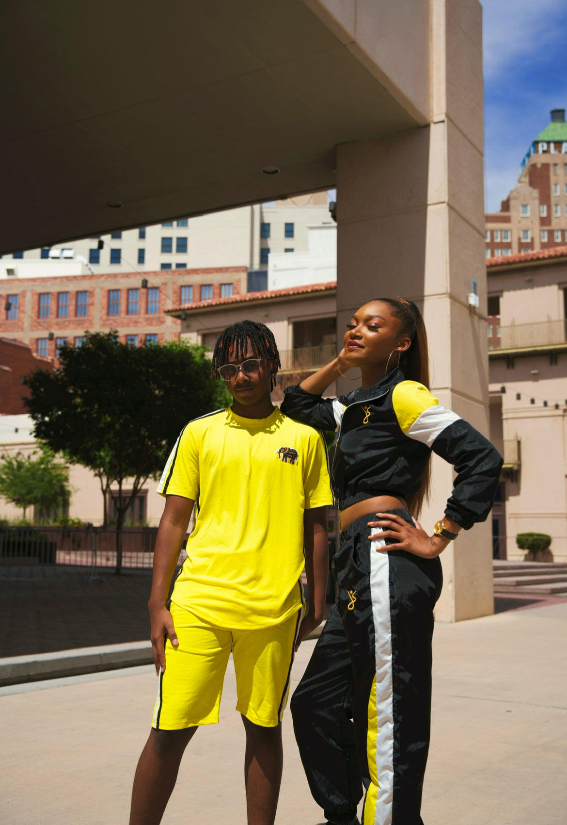 JS Women’s 2 Piece Crop Track Suit